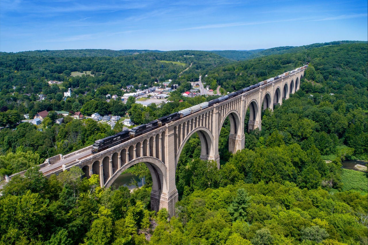 Norfolk Southern Mixed Freight Train – Tunkhannock Creek Viaduct; Nicholson, Pennsylvania