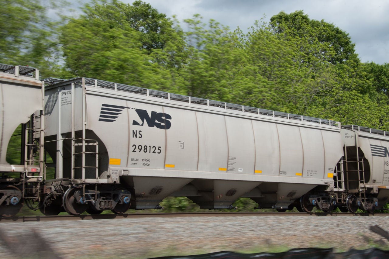 Norfolk Southern Grain Train; Locust Grove, Georgia