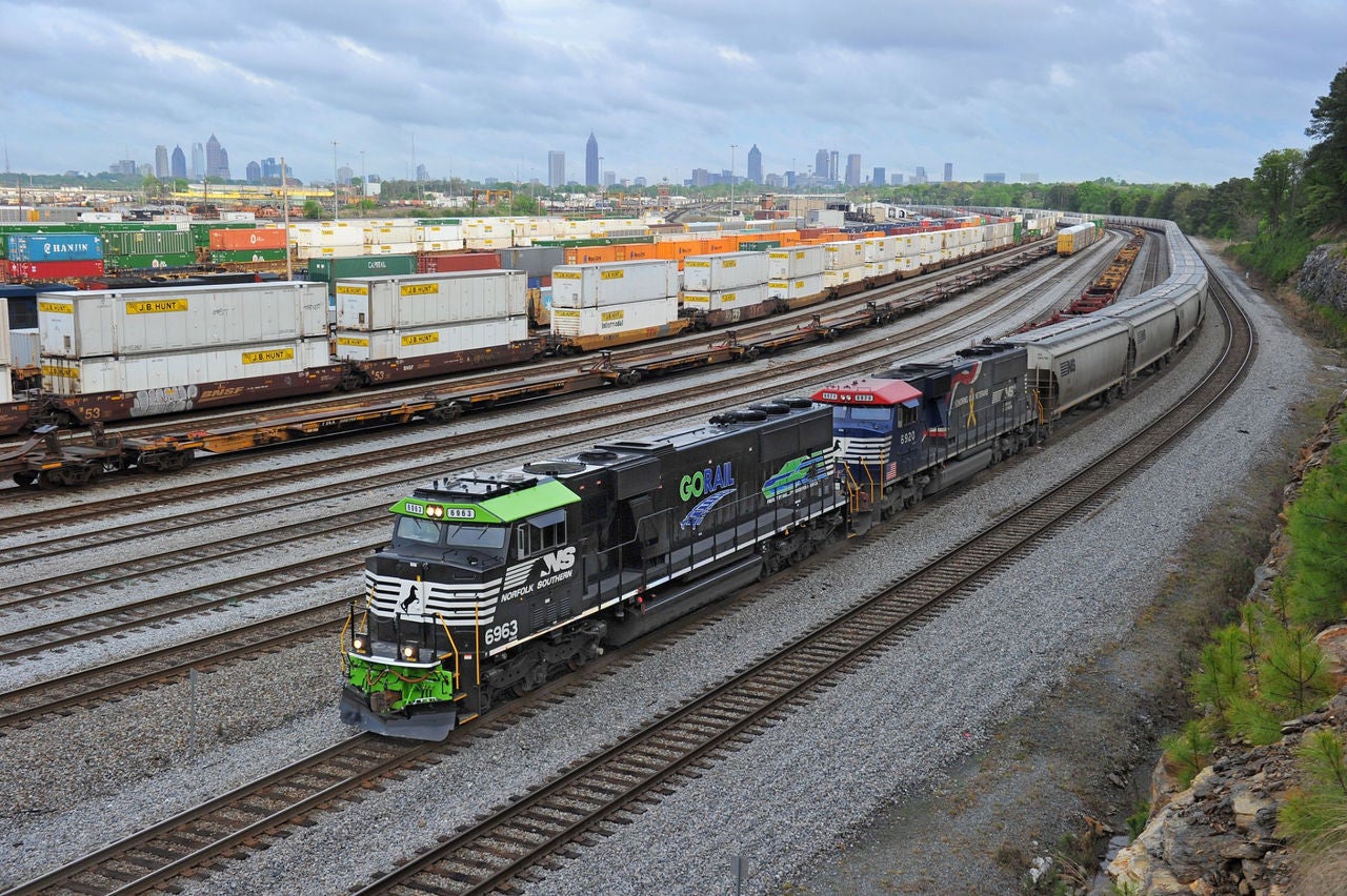 Norfolk Southern GoRail and Veterans Locomotives Pulling Covered Hoppers – Inman Yard; Atlanta, Georgia