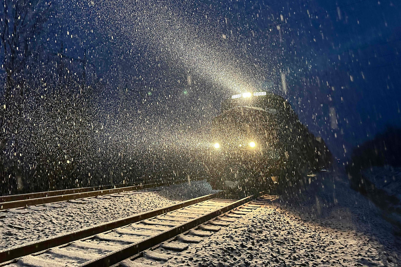 Norfolk Southern train in snow