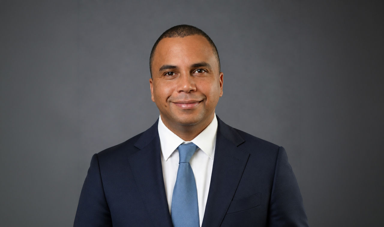 Nate Smith headshot